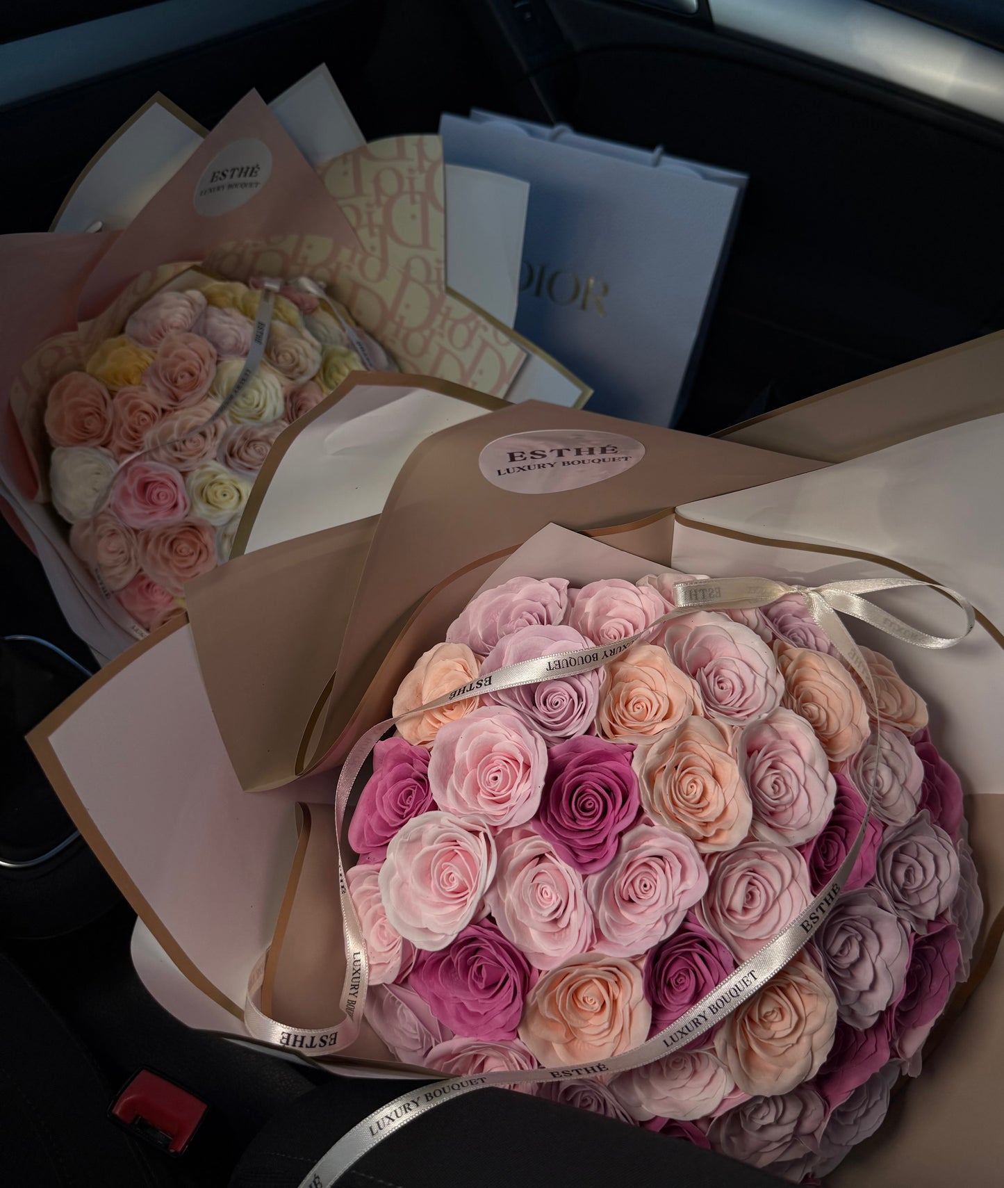 Eternal Touch Luxury Bouquet - Buchet trandafiri eterni