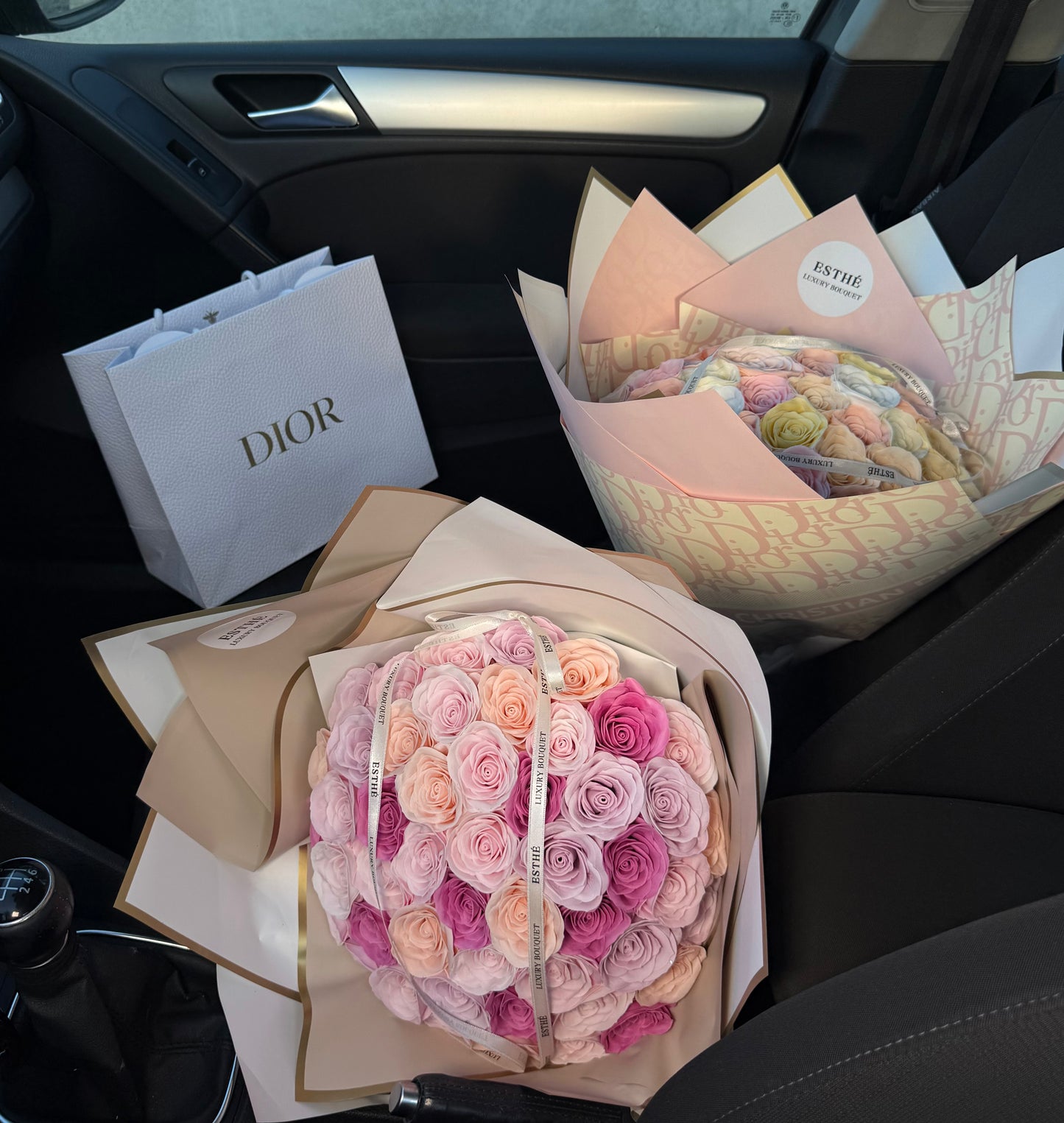 Eternal Touch Luxury Bouquet - Buchet trandafiri eterni