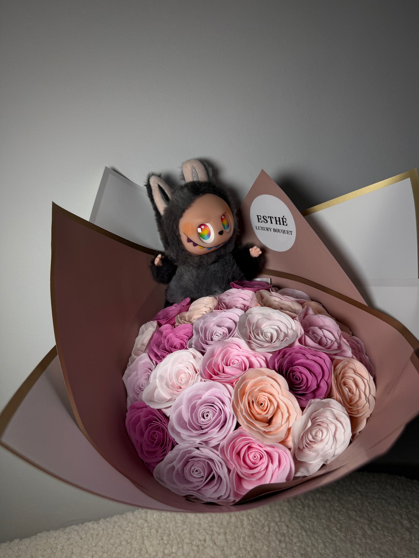 Labubu Luxury Bouquet - Buchet trandafiri eterni