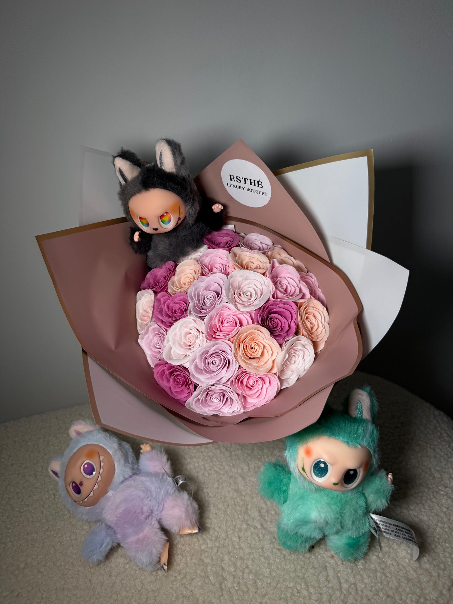 Labubu Luxury Bouquet - Buchet trandafiri eterni