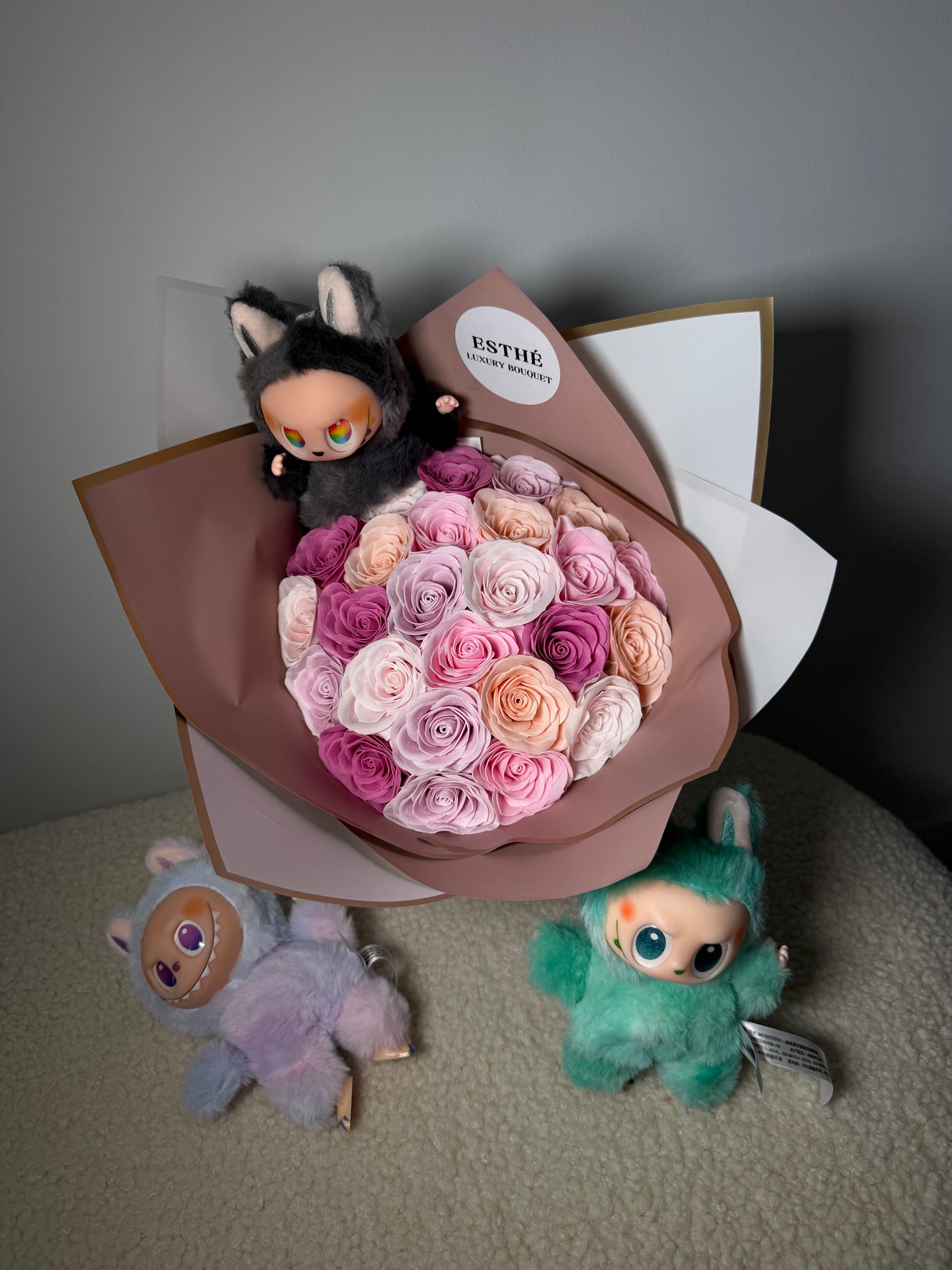 Labubu Luxury Bouquet - Buchet trandafiri eterni