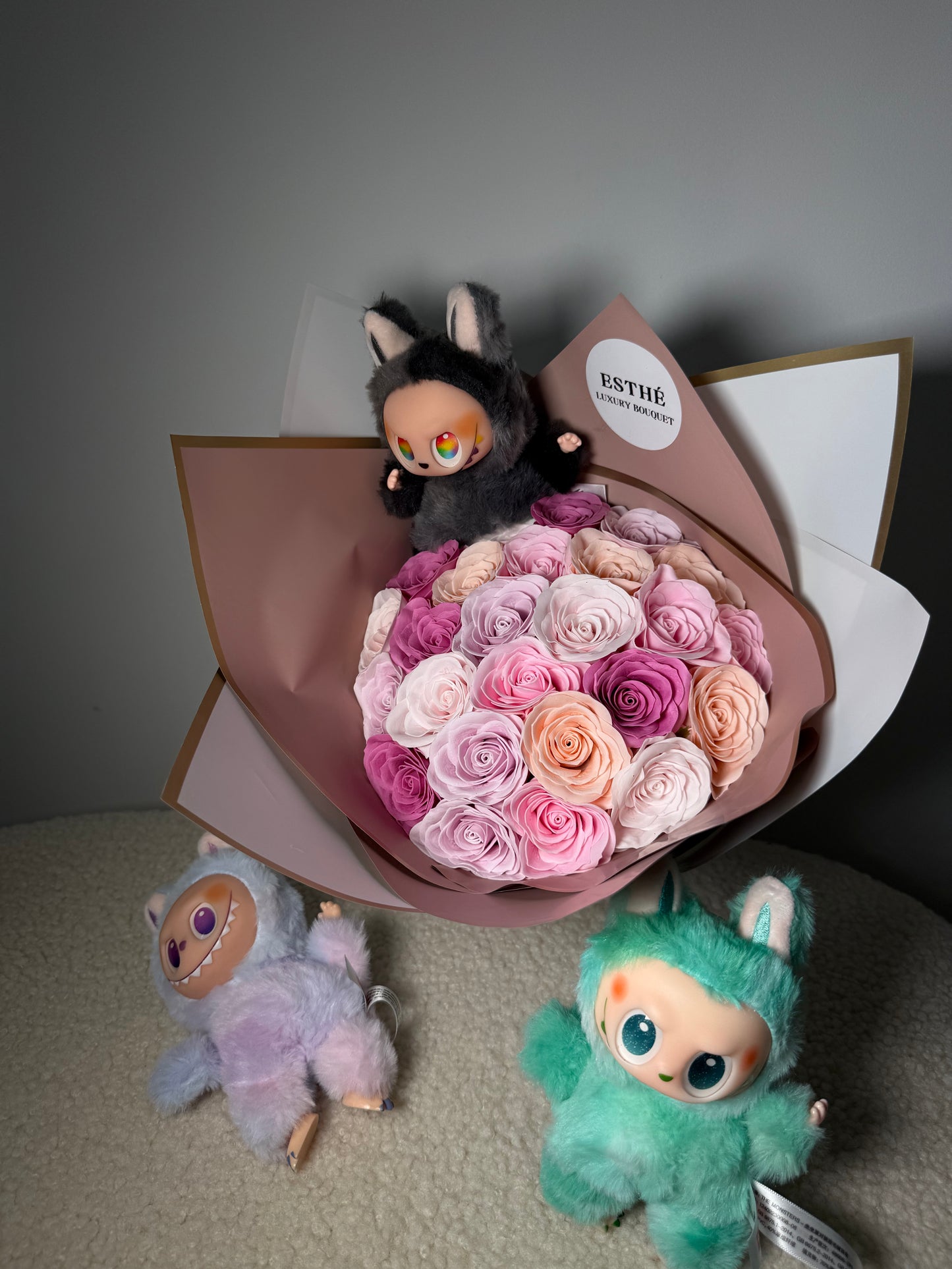 Labubu Luxury Bouquet - Buchet trandafiri eterni