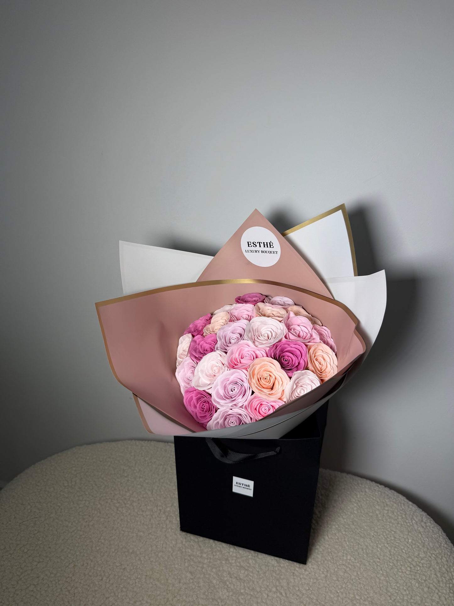 Forever Yours Luxury Bouquet - Buchet trandafiri eterni