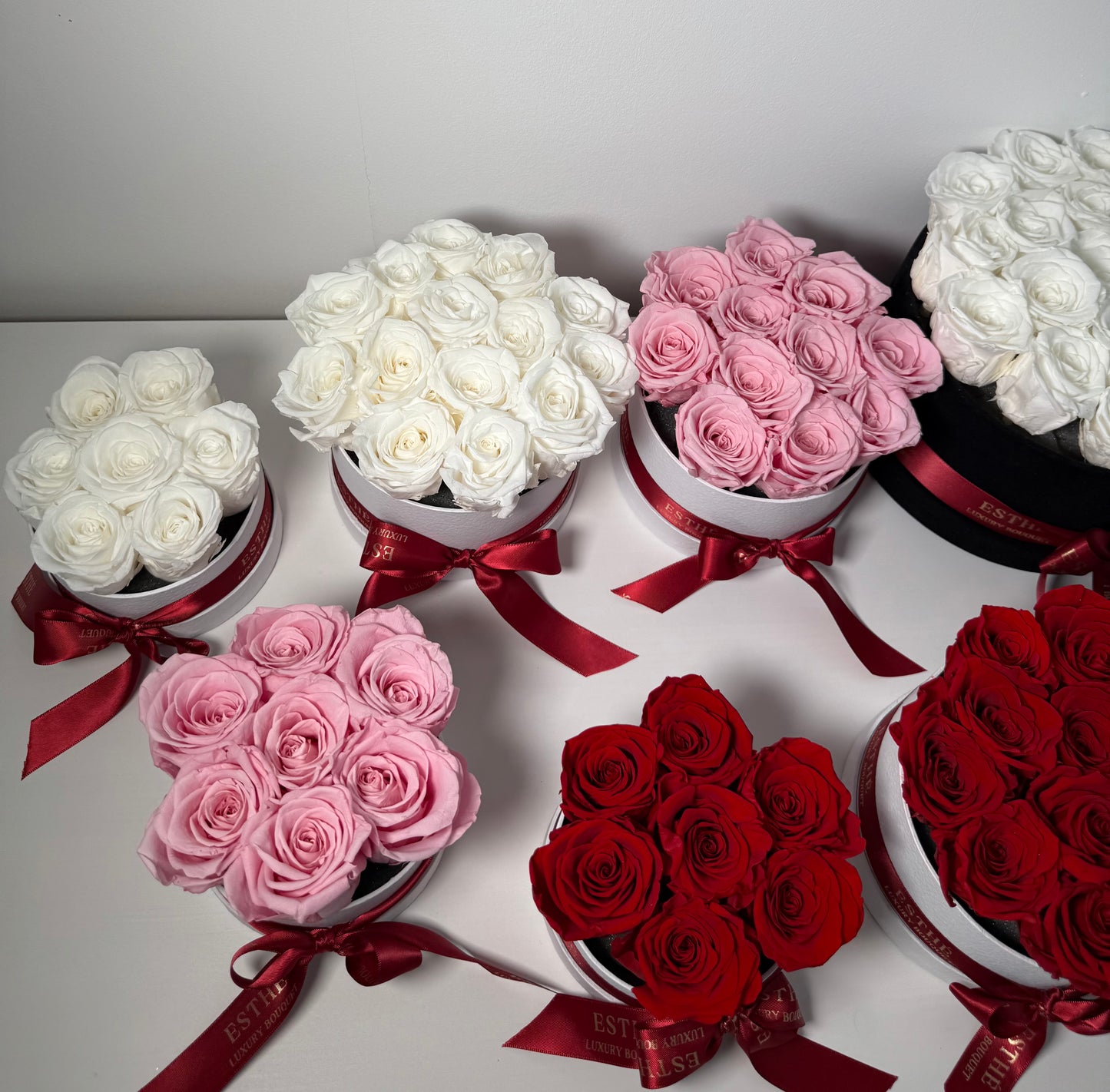 Trandafiri criogenati in cutie Luxury ESTHÉ - Royal Roses PREMIUM