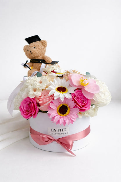 Maison de Fleurs Graduation Box - Aranjament flori absolvire ESTHE Luxury