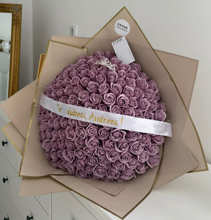 The 101 Eternal Bouquet ESTHÉ