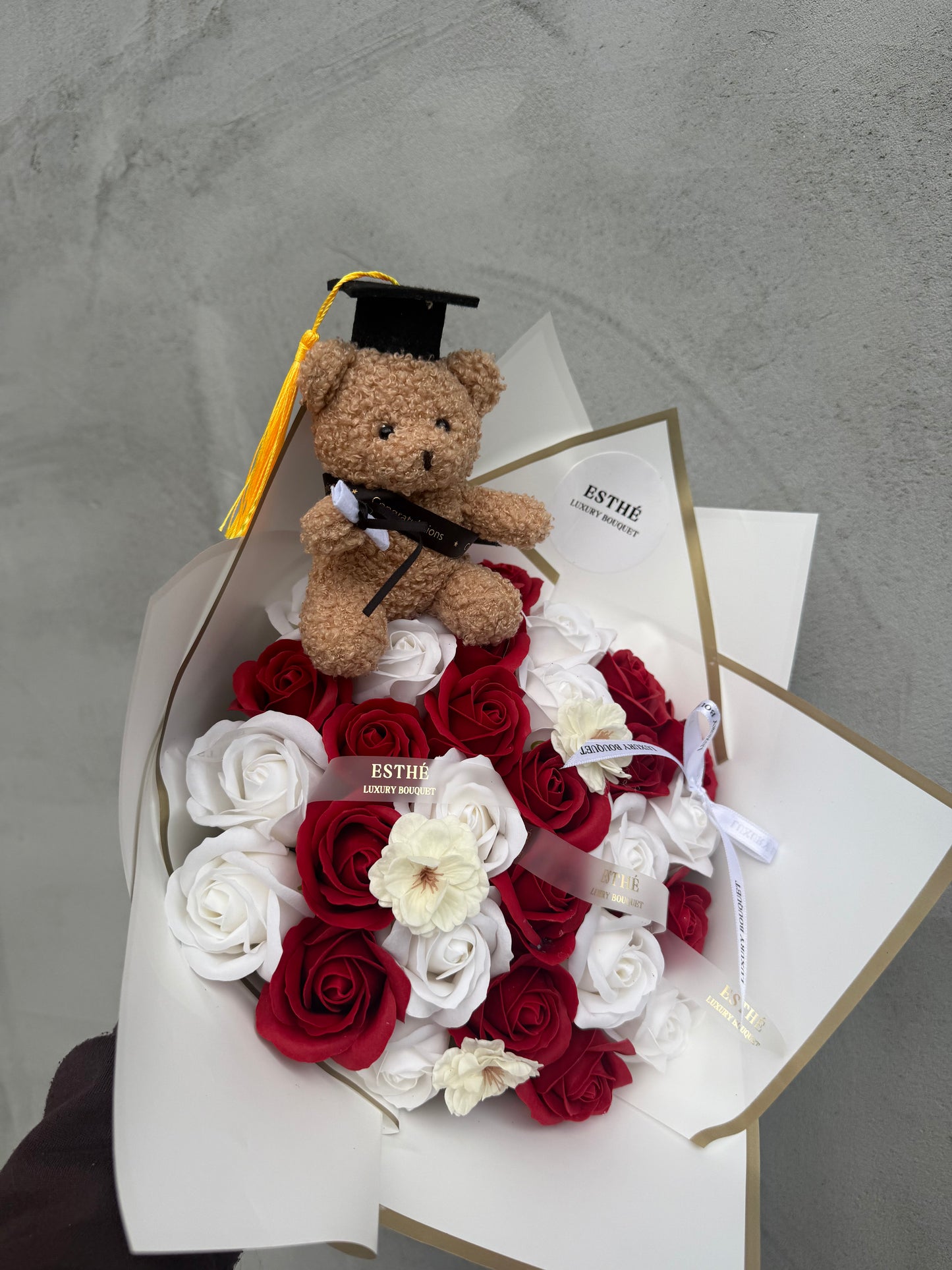Buchet Absolvire - Forever Graduation Bouquet ESTHE