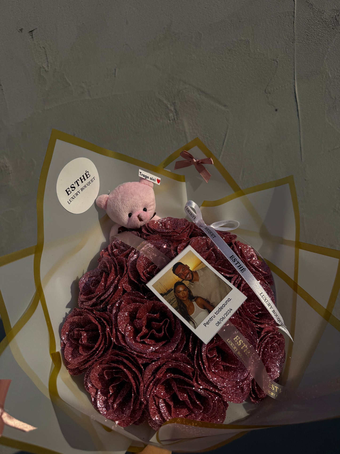 The Secret Bouquet ESTHÉ