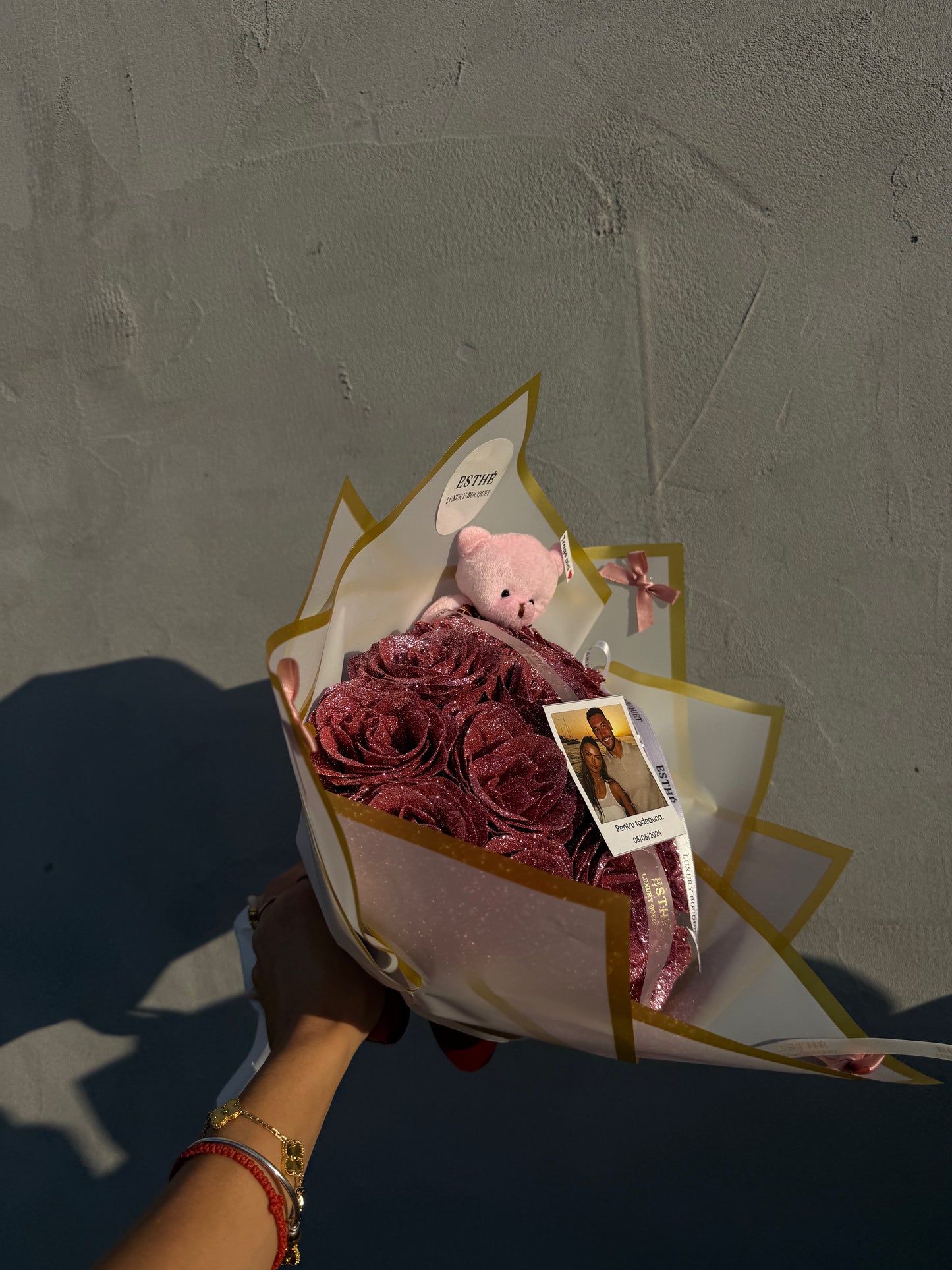 The Secret Bouquet ESTHÉ