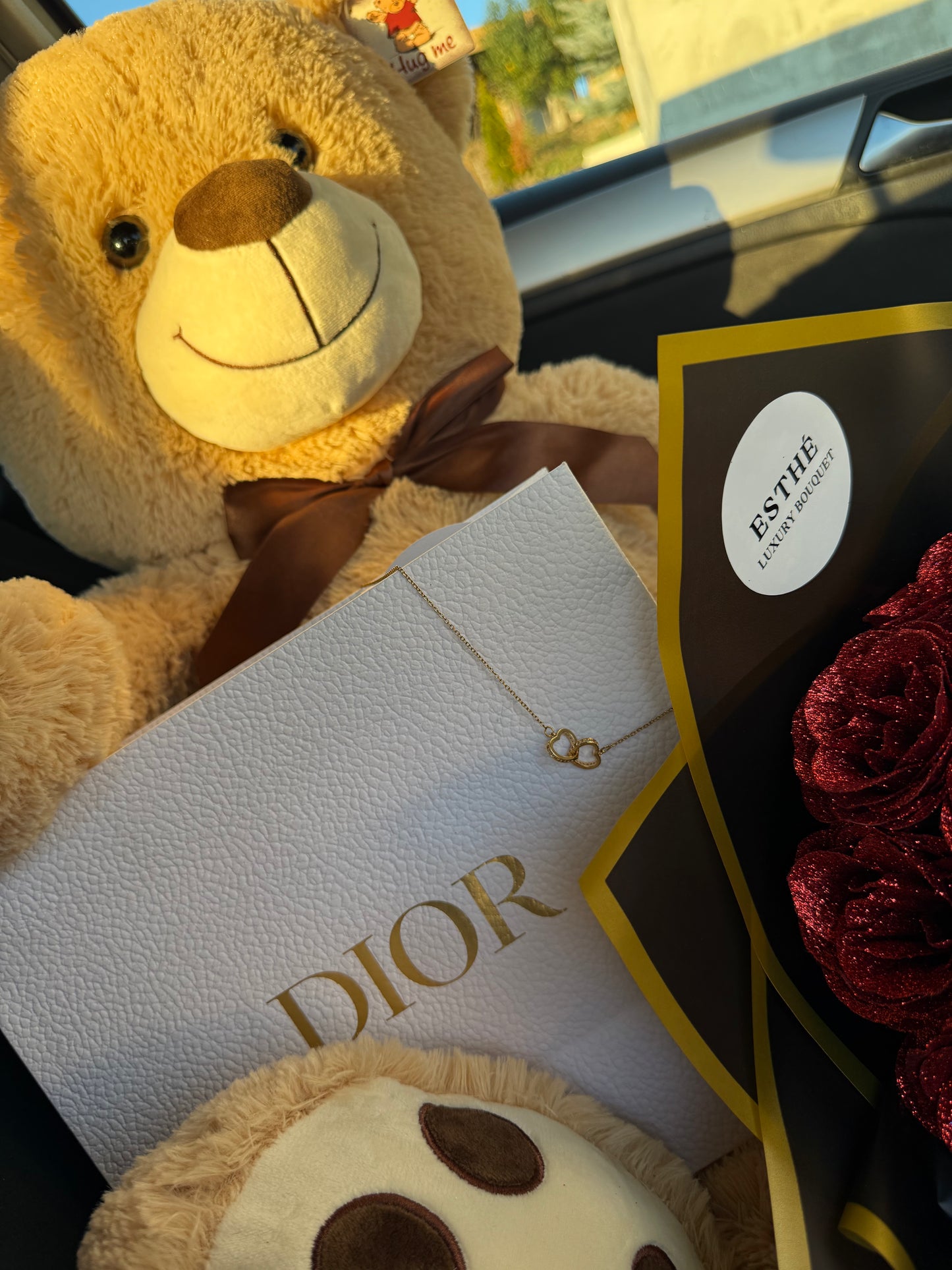 The Secret Bouquet ESTHÉ