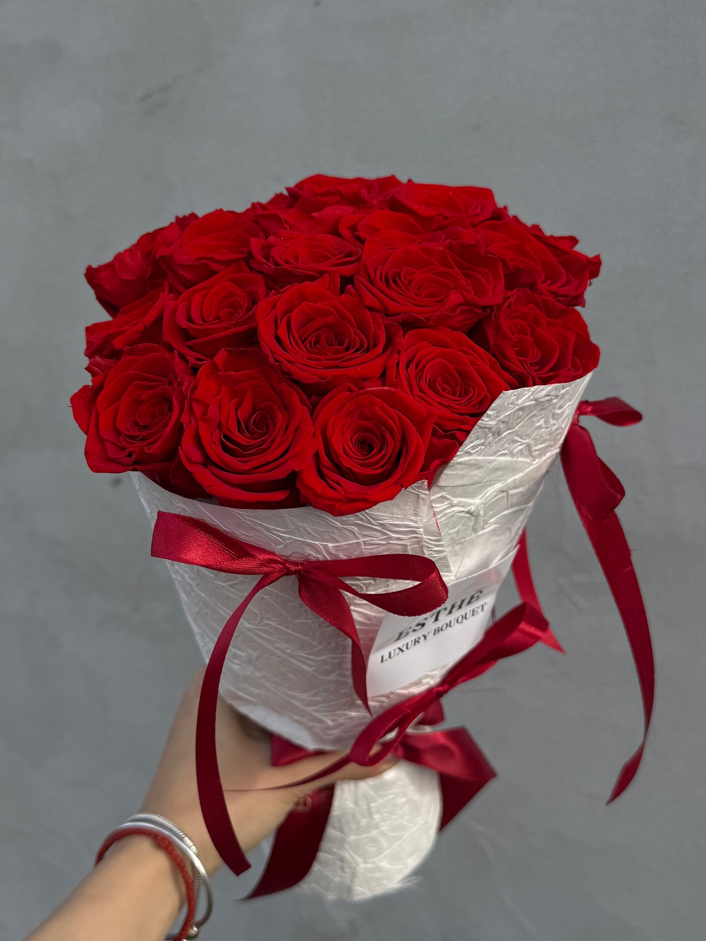 Infinity Royal Roses - Buchet trandafiri criogenati