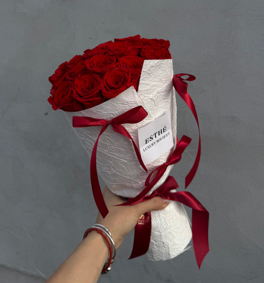 Infinity Royal Roses - Buchet trandafiri criogenati