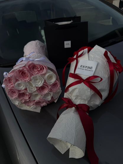 Infinity Royal Roses - Buchet trandafiri criogenati