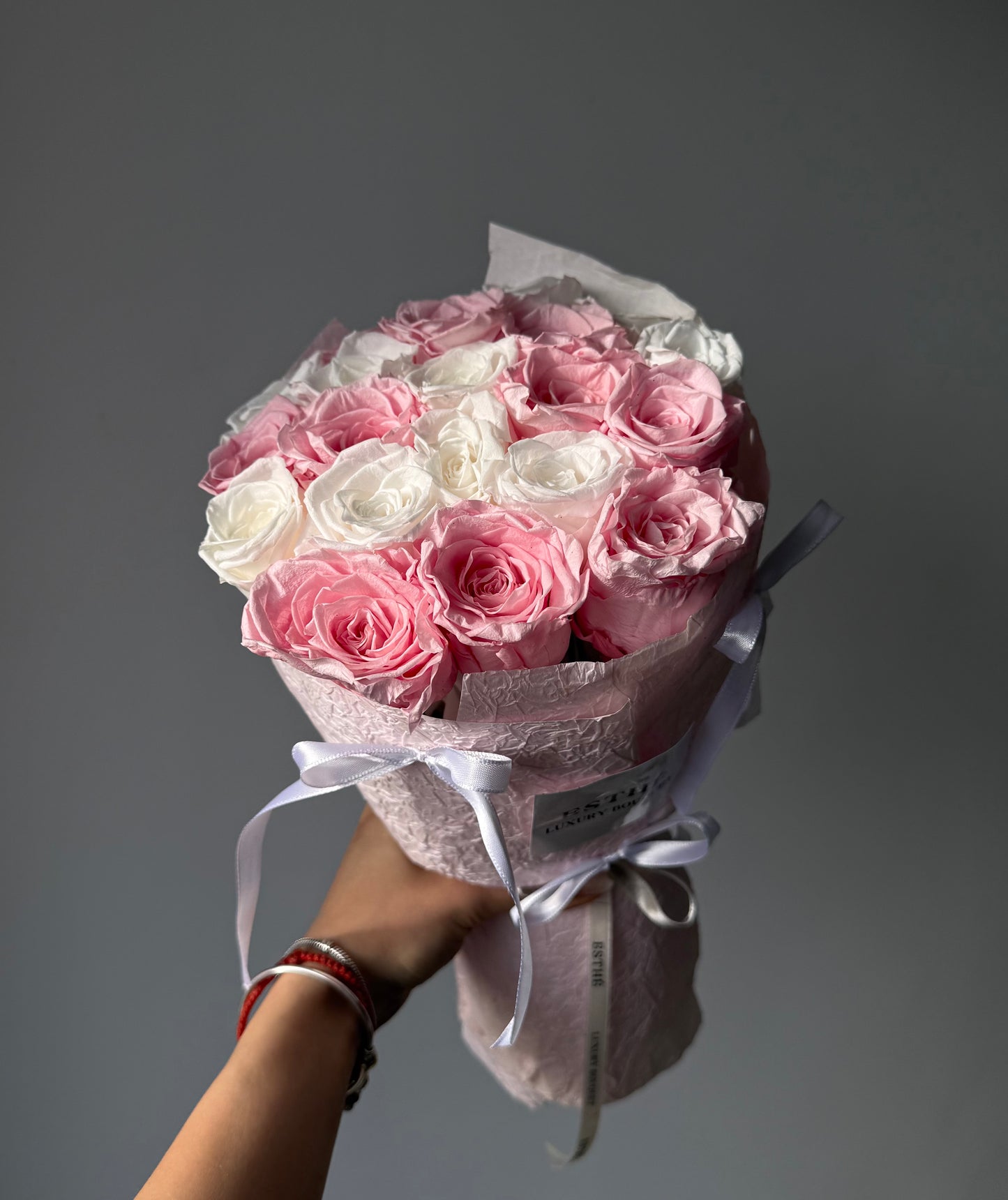 Infinity Royal Roses - Buchet trandafiri criogenati