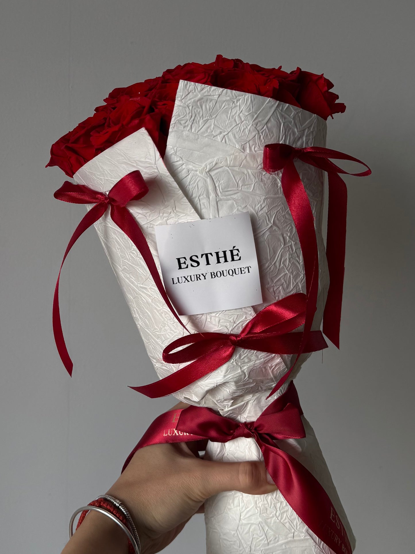 Infinity Royal Roses - Buchet trandafiri criogenati
