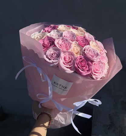 Velvet Rose Luxury ESTHÉ- Buchet trandafiri premium