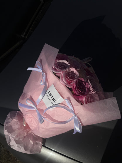 Velvet Rose Luxury ESTHÉ- Buchet trandafiri premium