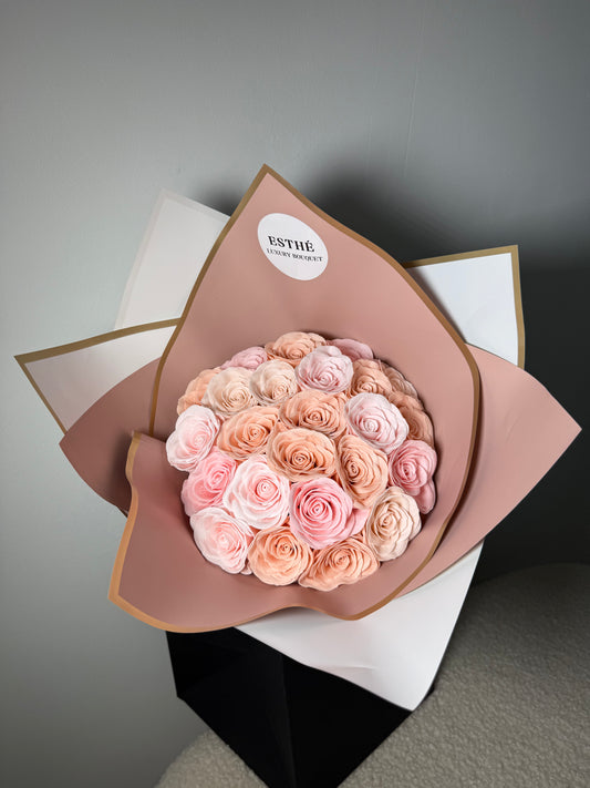 Forever Yours Luxury Bouquet - Buchet trandafiri eterni