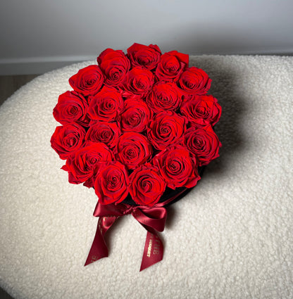 Trandafiri criogenati in cutie Luxury ESTHÉ - Royal Roses