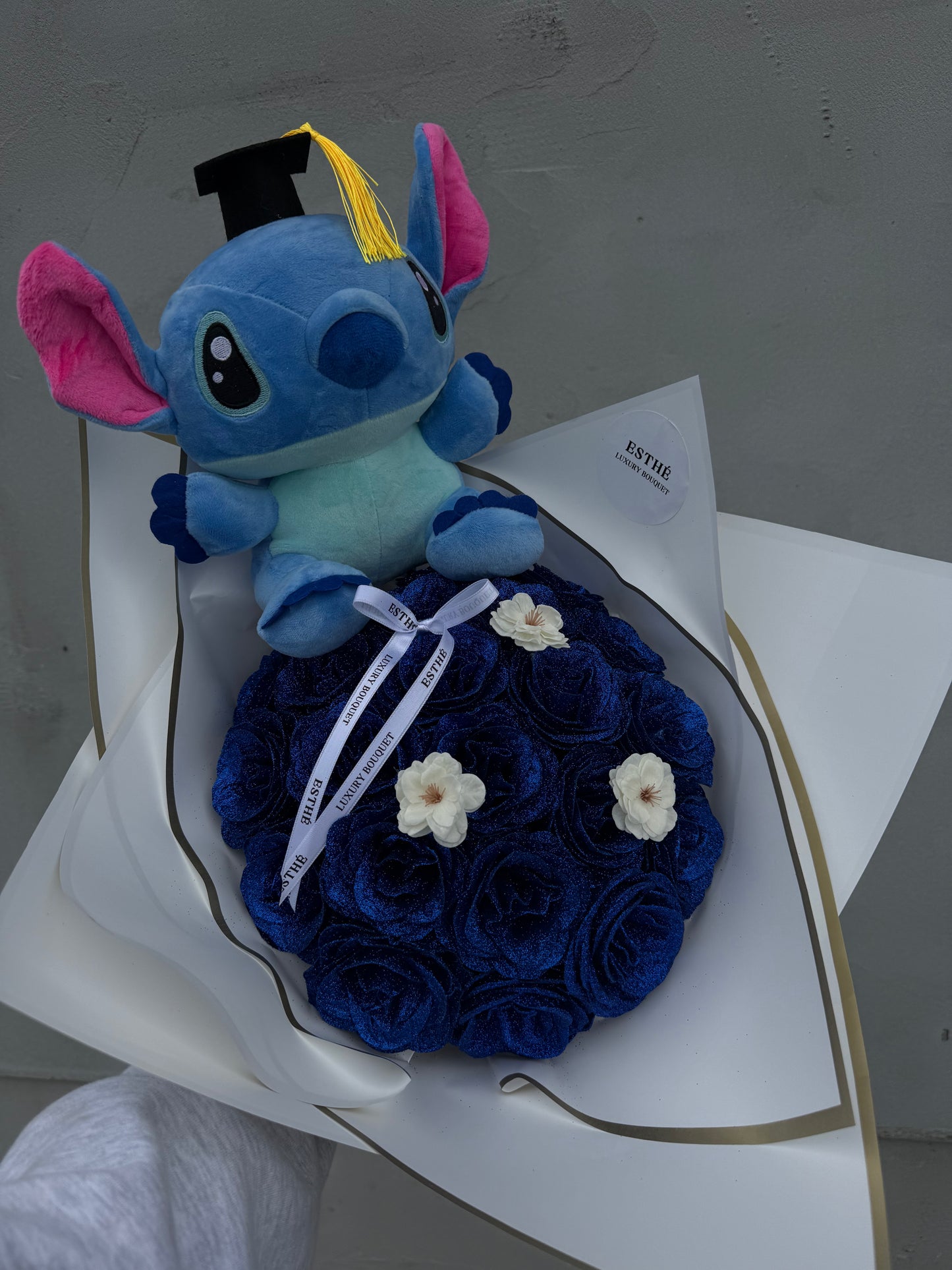 Buchet Stitch Absolvire - Stitch Graduation ESTHE