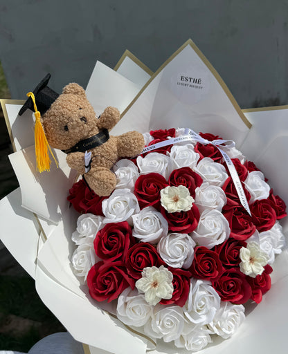 Buchet Absolvire - Blush Graduation Bouquet ESTHE