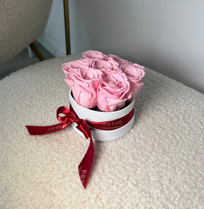 Trandafiri criogenati in cutie Luxury ESTHÉ - Royal Roses