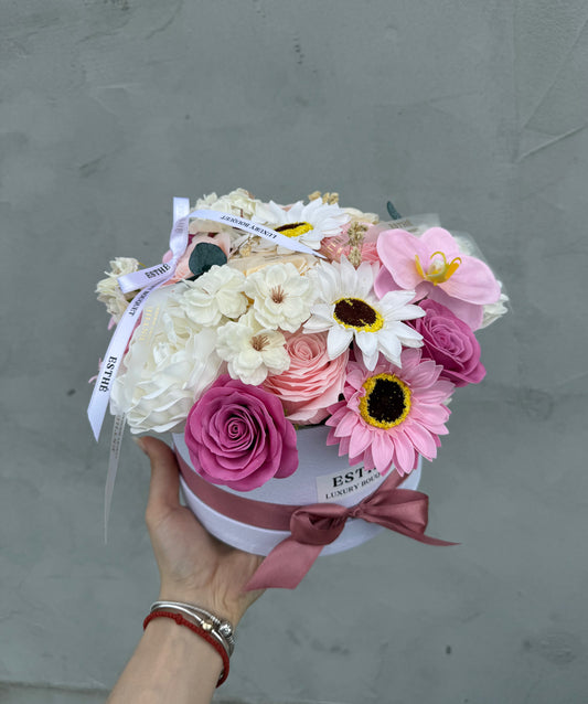 Maison de Fleurs Luxury - Aranjament cutie flori ESTHE