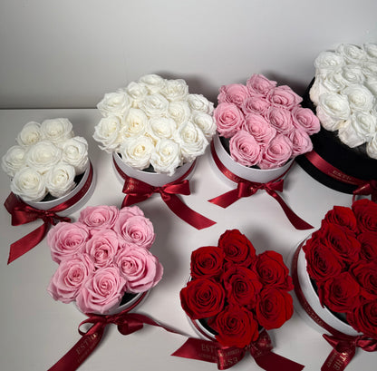 Trandafiri criogenati in cutie Luxury ESTHÉ - Royal Roses