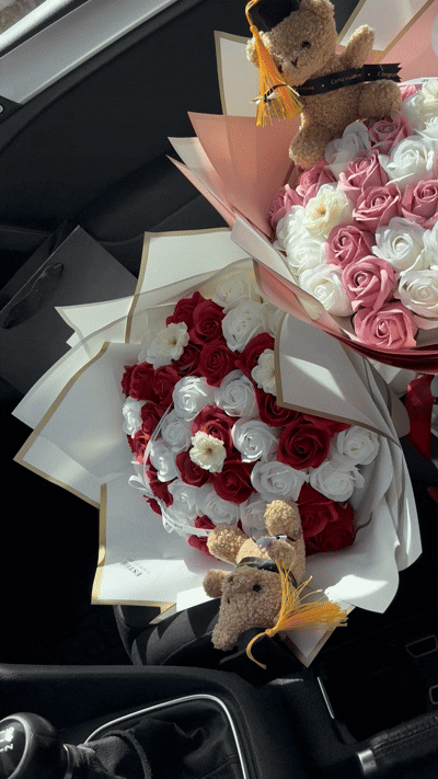 Buchet Absolvire - Blush Graduation Bouquet ESTHE