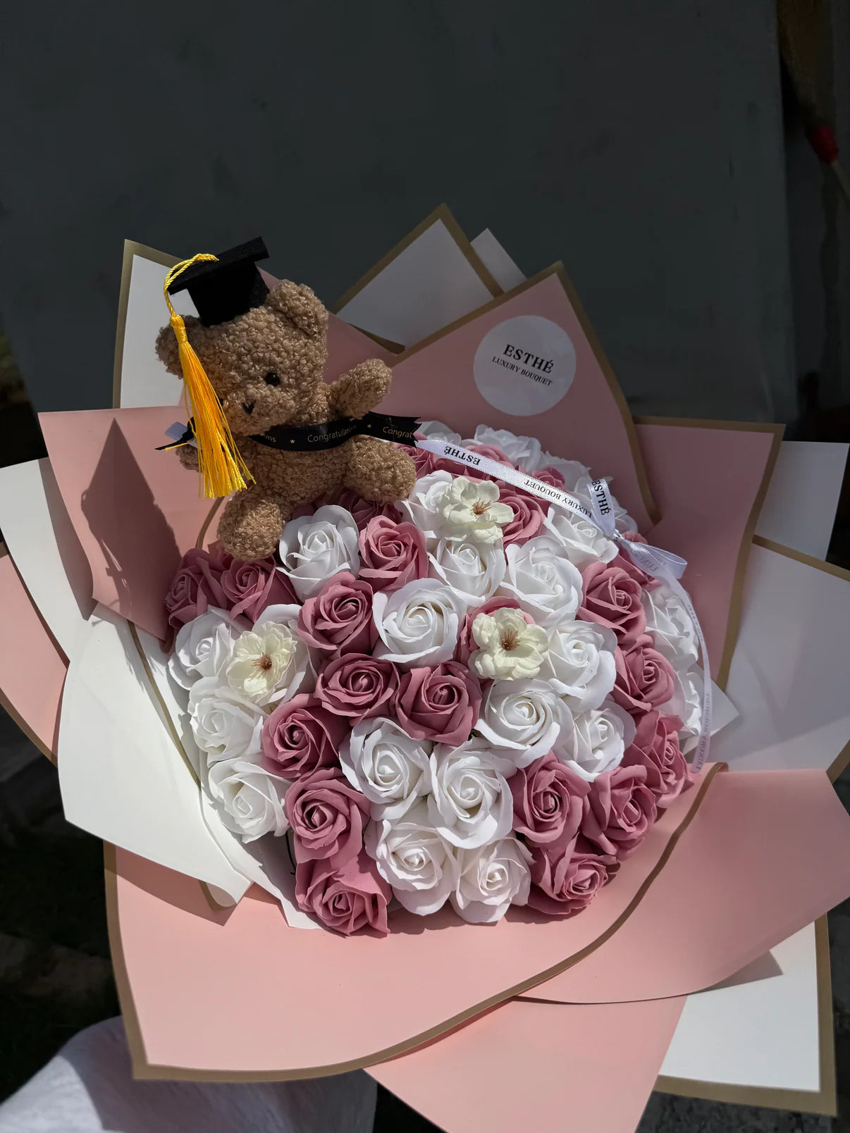 Buchet Absolvire - Forever Graduation Bouquet ESTHE