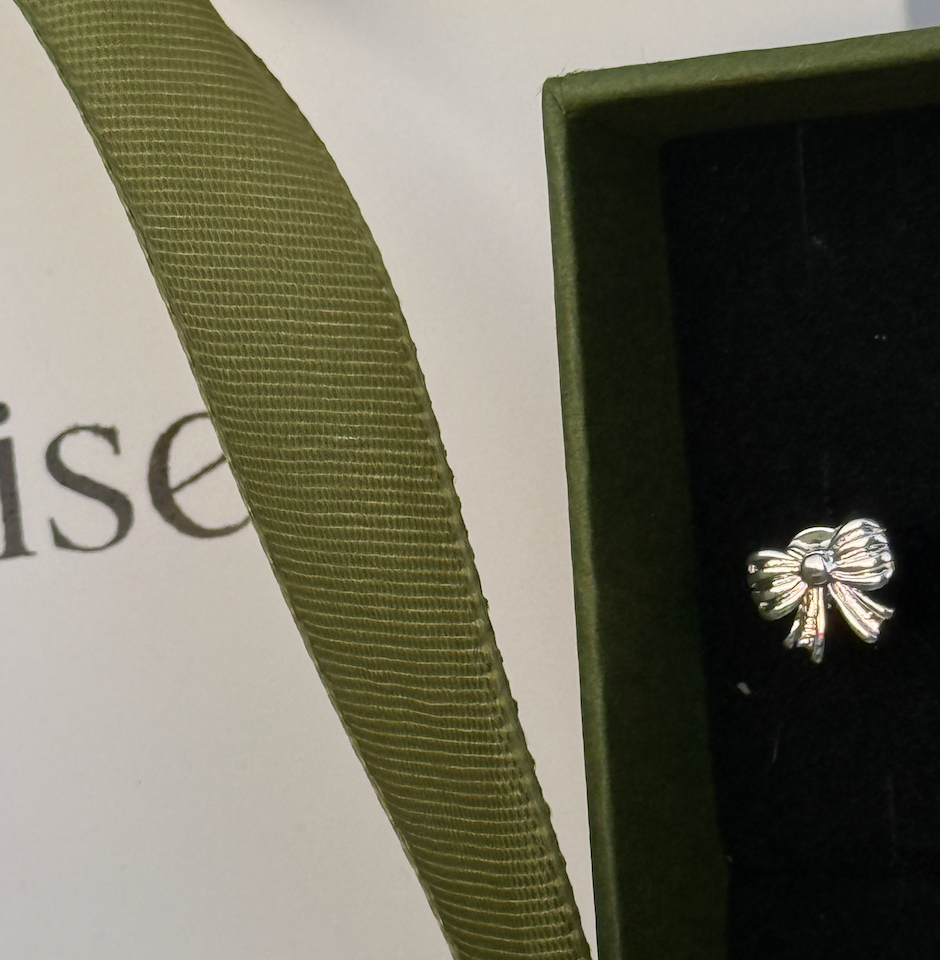 Cercei Célise Amour Bow 925